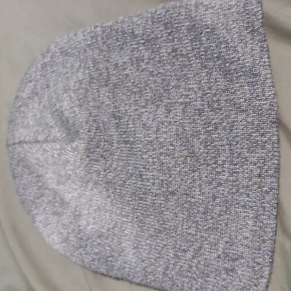 1 Heather Gray Pre-owned Carhartt beanie - Picture 4 of 5